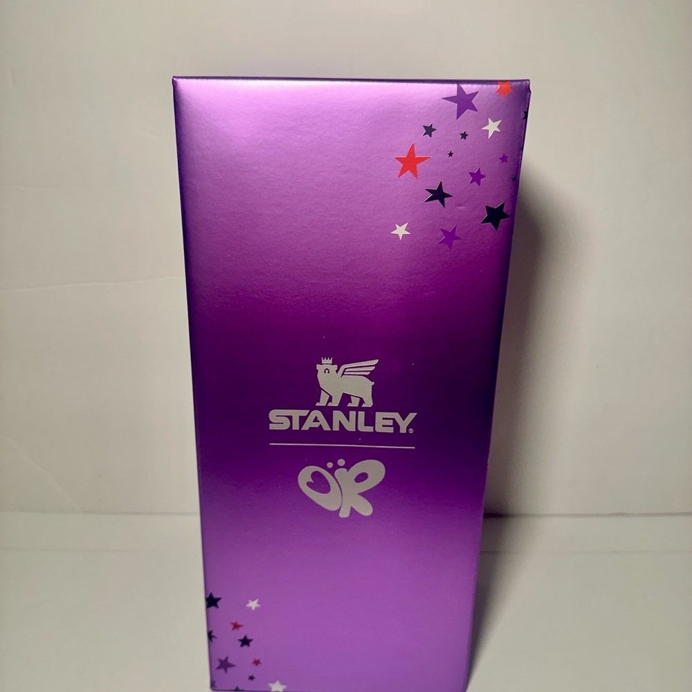 Stanley x Olivia Rodrigo Collab Galaxy Purple 40 oz
Quencher Cup SOLD OUT 💜🪩💋 - Picture 2 of 6